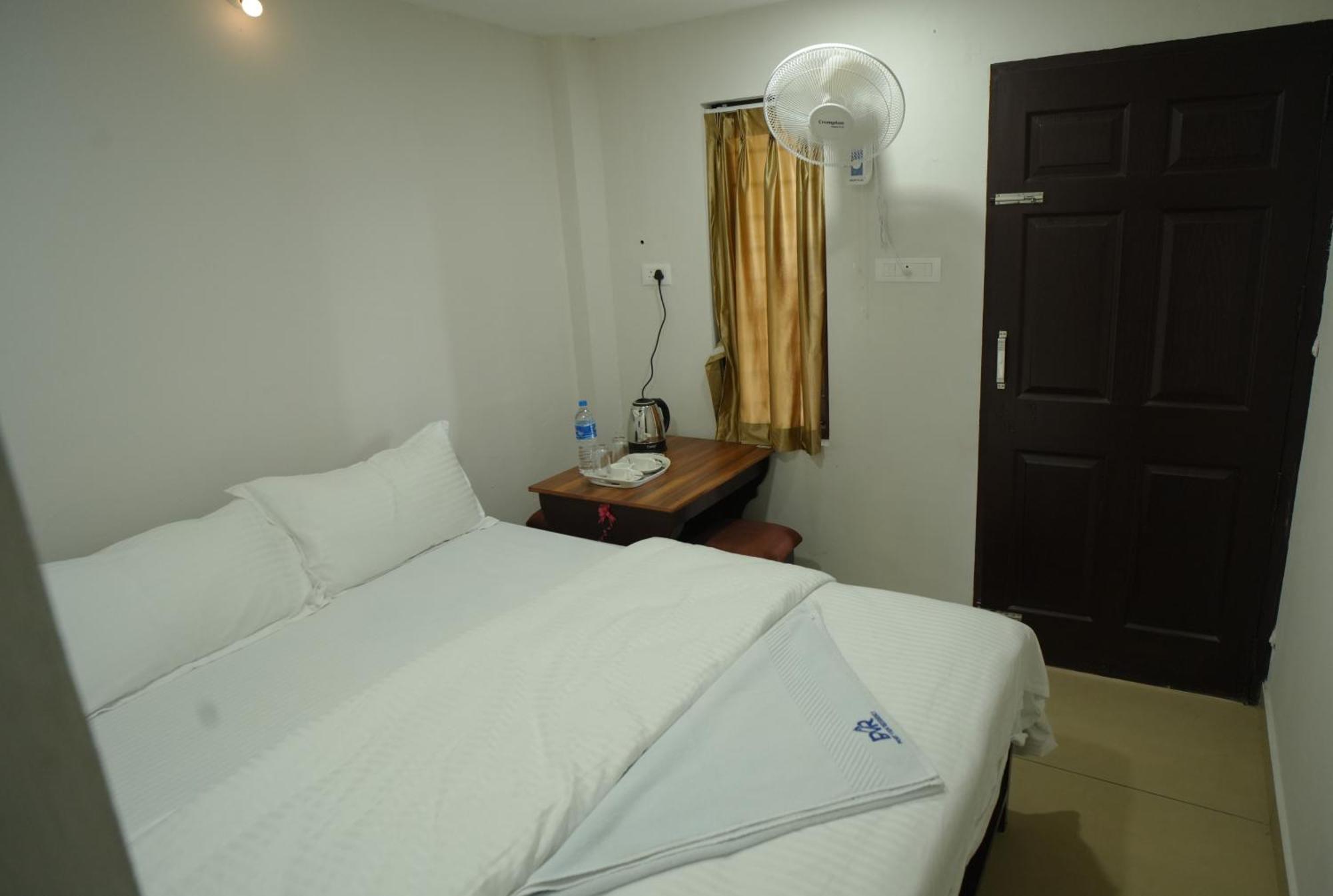 Port View Residency Pvr Ξενοδοχείο Nedumbassery Εξωτερικό φωτογραφία