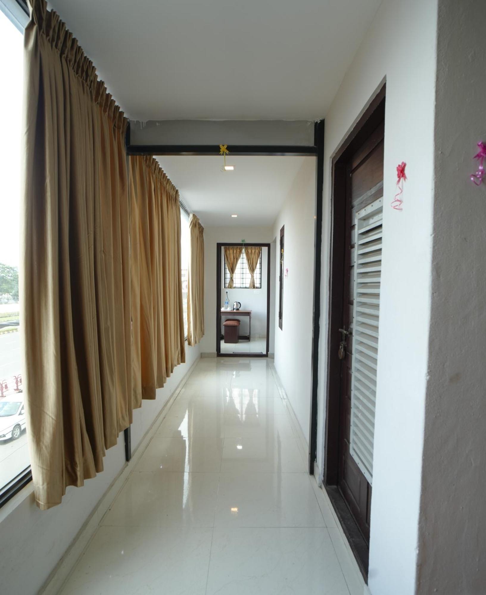 Port View Residency Pvr Ξενοδοχείο Nedumbassery Εξωτερικό φωτογραφία