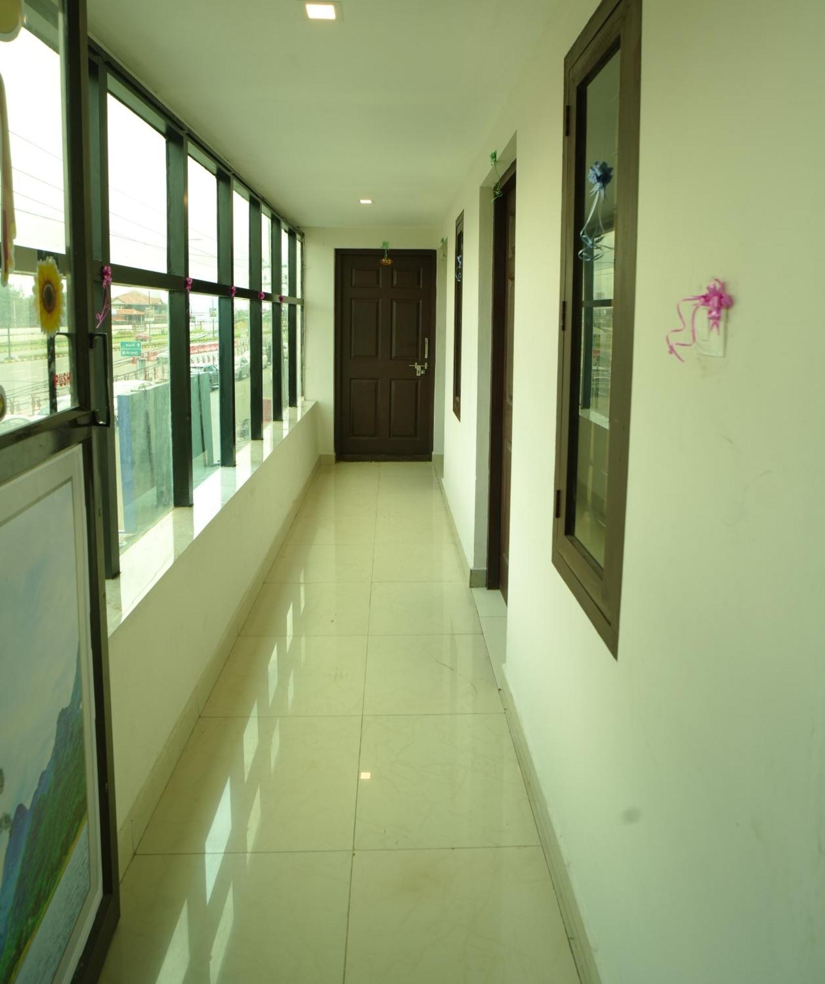 Port View Residency Pvr Ξενοδοχείο Nedumbassery Εξωτερικό φωτογραφία