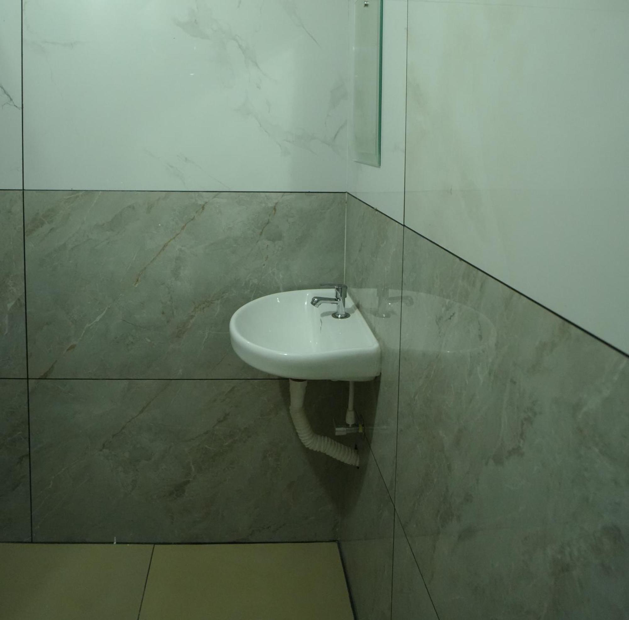 Port View Residency Pvr Ξενοδοχείο Nedumbassery Εξωτερικό φωτογραφία