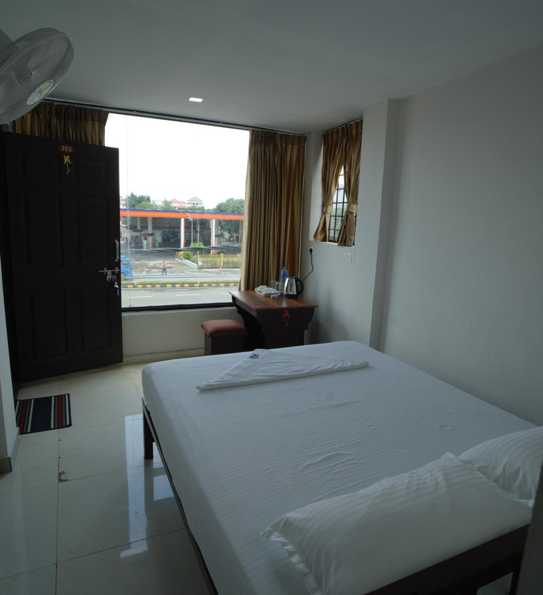 Port View Residency Pvr Ξενοδοχείο Nedumbassery Εξωτερικό φωτογραφία