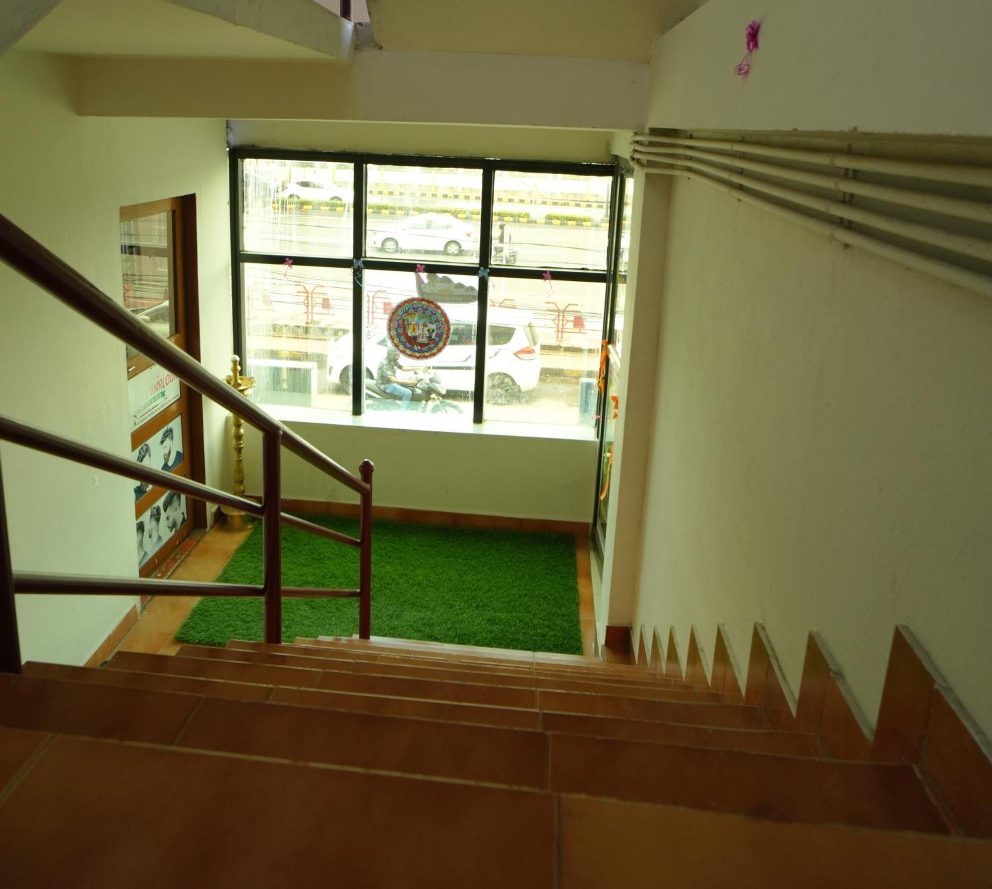 Port View Residency Pvr Ξενοδοχείο Nedumbassery Εξωτερικό φωτογραφία